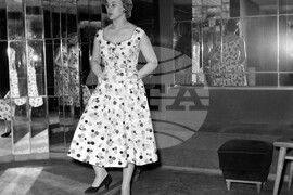 Мострената тъкачница в София през 1957 г.