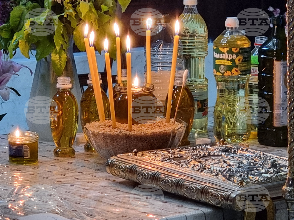 Велик маслосвет ще бъде отслужен от отец Васил Бечевски в Манхайм на Велика сряда