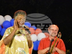 Кметът Илко Стоянов, посланик Н. Пр. Херо Мустафа и д-р Дейвид Еванс поставиха началото на Първи Американски музикален фестивал в Благоевград