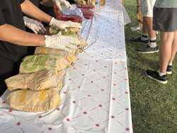 Кметът Илко Стоянов, посланик Н. Пр. Херо Мустафа и д-р Дейвид Еванс поставиха началото на Първи Американски музикален фестивал в Благоевград