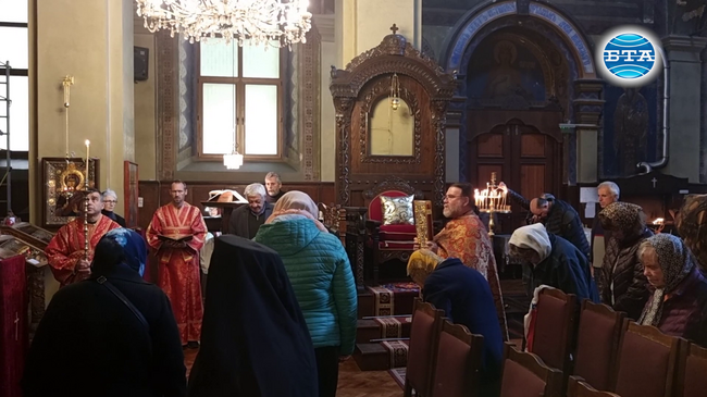 Най-важното е да приемем Христос в сърцата си, каза архиерейският наместник на Ямбол архимандрит Димитрий