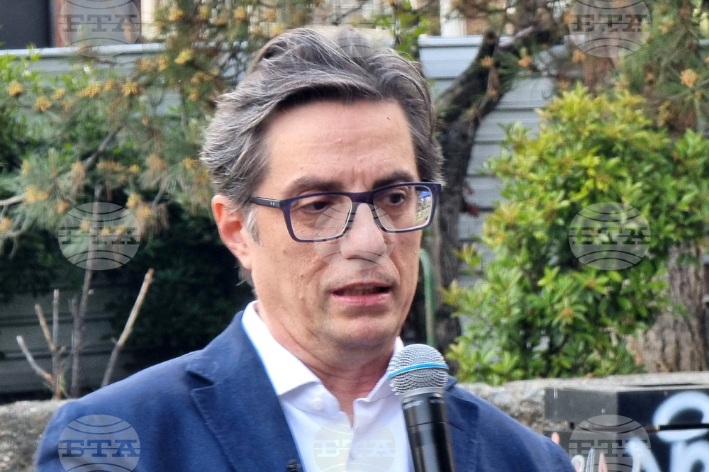 Правителството на Република Северна Македония не възнамерява да променя конституцията и да върви към ЕС, каза пред "Дойче веле" Стево Пендаровски