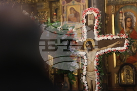 Велики петък - служба