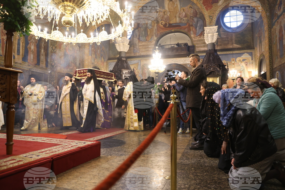 Велики петък - служба