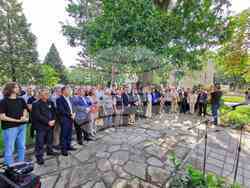  Паметник на Нури Адалъ беше открит в парка на Момчилград
