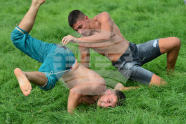 Село Черна - мазни борби