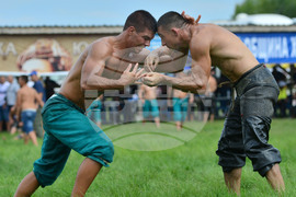 Село Черна - мазни борби