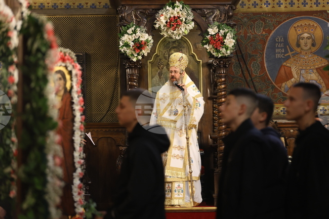 Софийски митрополитски катедрален храм „Св. вмчца Неделя“ - Велики петък - Опело Христово