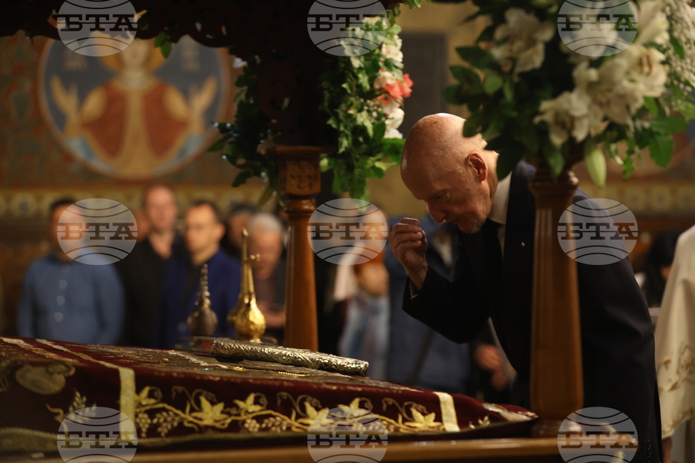 Софийски митрополитски катедрален храм „Св. вмчца Неделя“ - Велики петък - Опело Христово