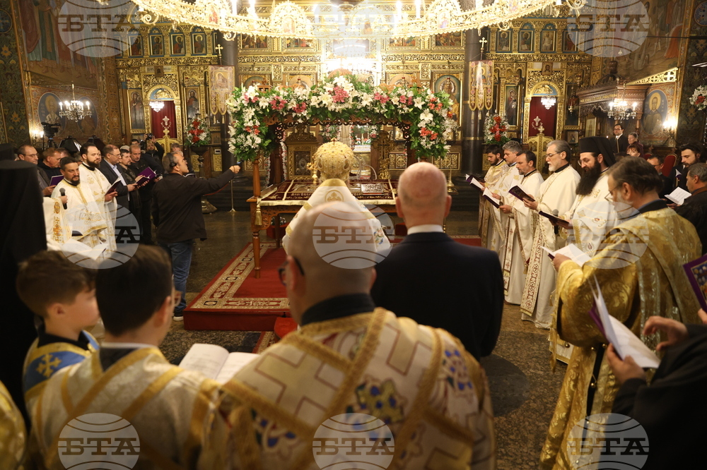 Софийски митрополитски катедрален храм „Св. вмчца Неделя“ - Велики петък - Опело Христово