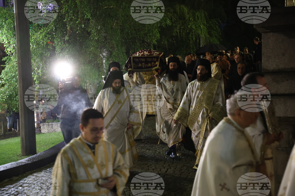 Софийски митрополитски катедрален храм „Св. вмчца Неделя“ - Велики петък - Опело Христово