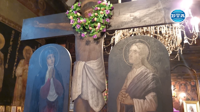 В църквата „Св. Св. Чудотворци Козма и Дамян“ в с. Скравена бе отслужено Опело Христово