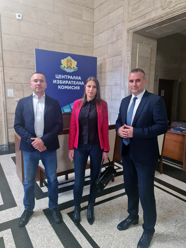 ВМРО: Контрера е водач в 23 и 24 МИР в София, Каракачанов оглавява Благоевград и Плевен, Джамбазки поема евролистата и 25 МИР