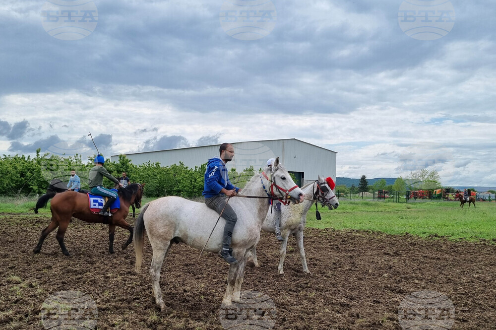 Село Светлен - конни надбягвания