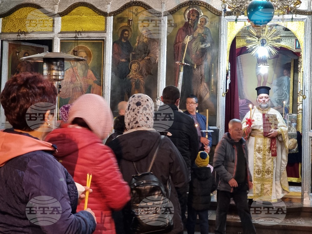 Ямбол - храм „Света Троица“ - Възкресение Христово