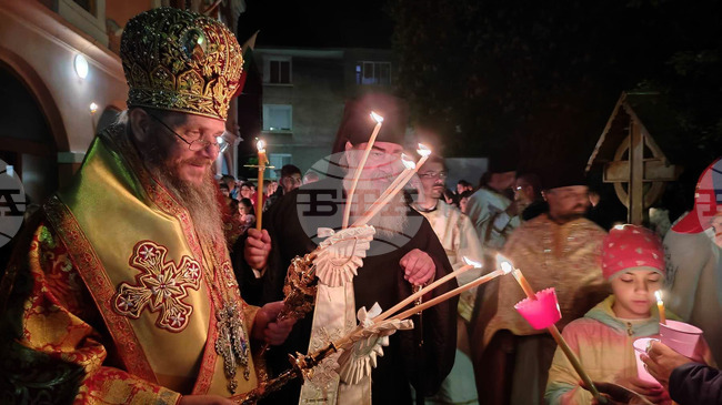 Силистра - храм „Св. св. първоапостоли Петър и Павел“ - Възкресение Христово