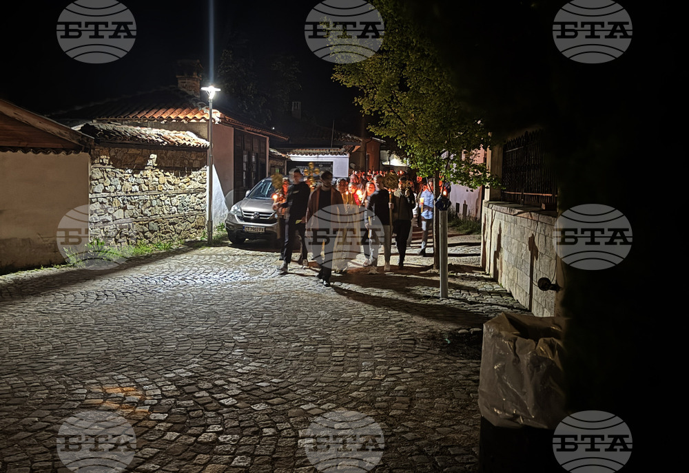 Казанлък  - храм “Св. Пророк Илия” - Възкресение Христово