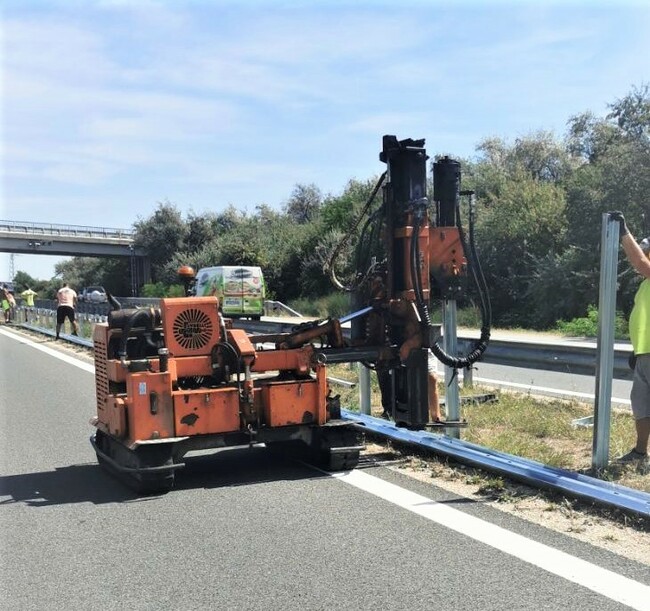 АПИ: Обновява се хоризонталната маркировка по път I-2 при Шумен. Карайте внимателно!