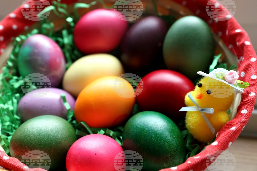 Великден - великденски яйца - козунак