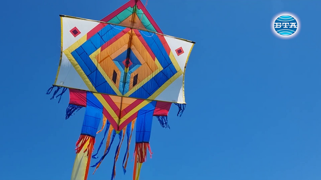 Десетки деца се включиха в парад на хвърчилата в Силистра