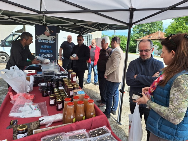 Община Ловеч: Фермерски пазар бе открит днес в Стефаново