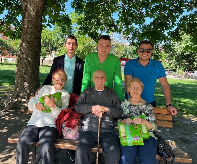 Социалистите в Пловдив с подкрепа за възрастните хора в кампанията на БСП „Солидарен Великден”