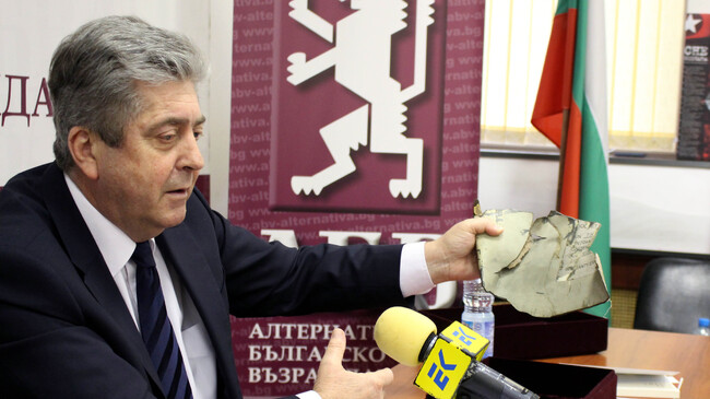 Да се върви към бързо примирие и преговори във взаимно приемлив формат в конфликта Русия-Украйна призова Георги Първанов