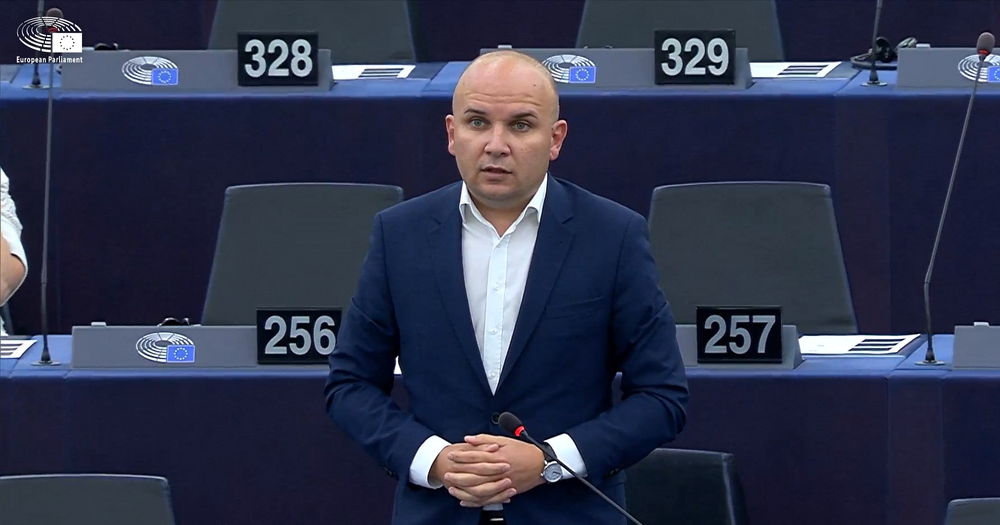 Илхан Кючюк в ЕП: Европейската комисия финансира спорен доклад, обслужващ интересите на „Икономедиа“ и Иво Прокопиев