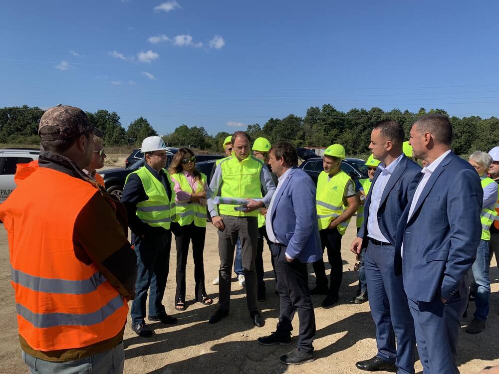 Министър Шишков: Извадихме големите инфраструктурни обекти от икономическата кома