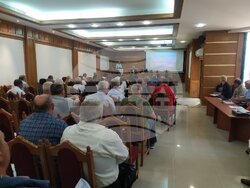 директорът на стопанството инж. Цанко Николов по време на среща с кметовете на всички 64 населени места от община Добричка