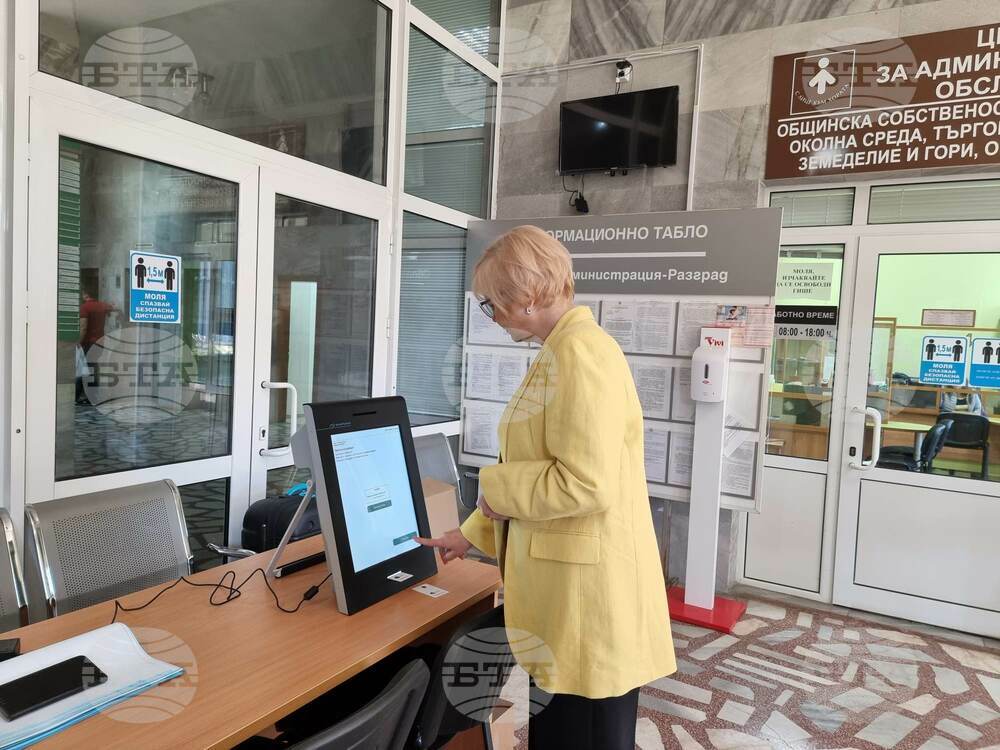 Между шест и осем партии биха влезли в 48-ото Народно събрание, сочат данни на четири социологически агенции