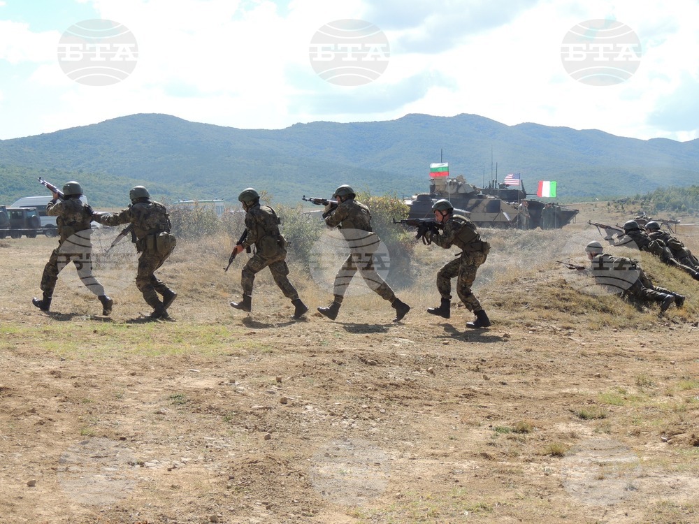 Bulgarian, US Troops Demonstrate Capabilities at Novo Selo Training Area