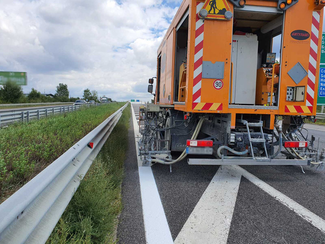 Подменят се мантинели на път I-5 през прохода „Шипка“. Шофирайте внимателно!