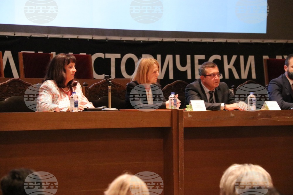 Schools, Kindergartens Will Be Heated - Education Minister