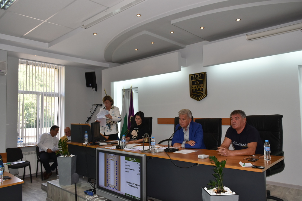 Кметът на Ловеч: Ежемесечно ще дарявам повишението на моята заплата за Фонд бедствия и аварии в Община Ловеч 