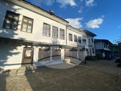 Габрово - подписване на договор за нов пресклуб на БТА