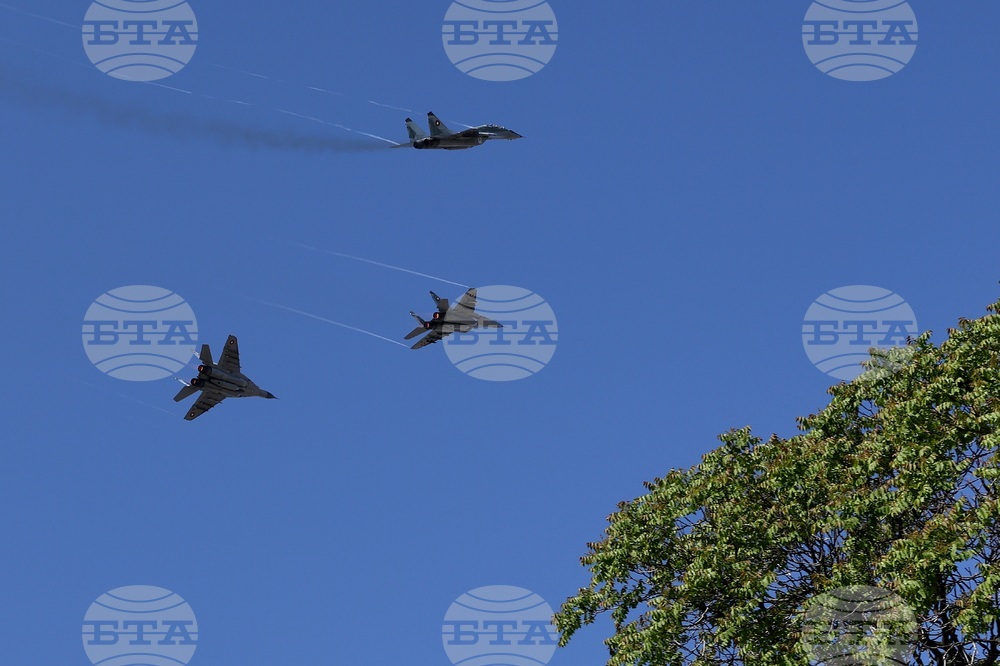 Ден на храбростта и празник на Българската армия - самолети