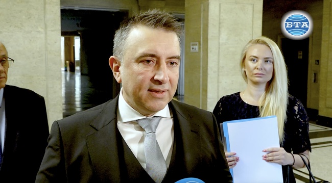 ИТН ще се присъедини към консервативните партии в Европейския парламент, каза водачът на евролистата на партията Ивайло Вълчев