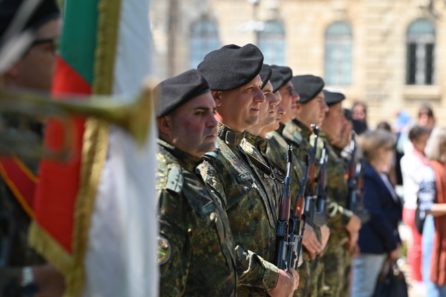 Русе отбелязва своя празник с тържествена церемония, множество събития и концерт на Д2