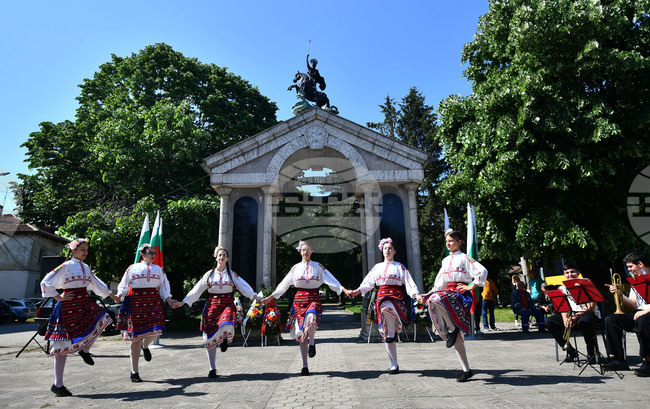 Исперих - Ден на храбростта и празник на Българската армия