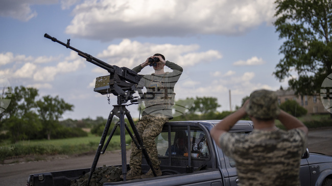 Киев заяви, че вече работи с компания "Спейс Екс" за решаването на въпроса за използването на "Старлинк" от Русия при атаки с дронове