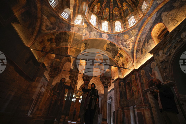 Турция отхвърли твърдения, че е експулсирала над 200 християнски служители, обявявайки ги за заплаха за националната сигурност 