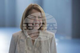 Йорданка Фандъкова - 9-та Френска езикова гимназия „Алфонс дьо Ламартин” - сграда - проверка