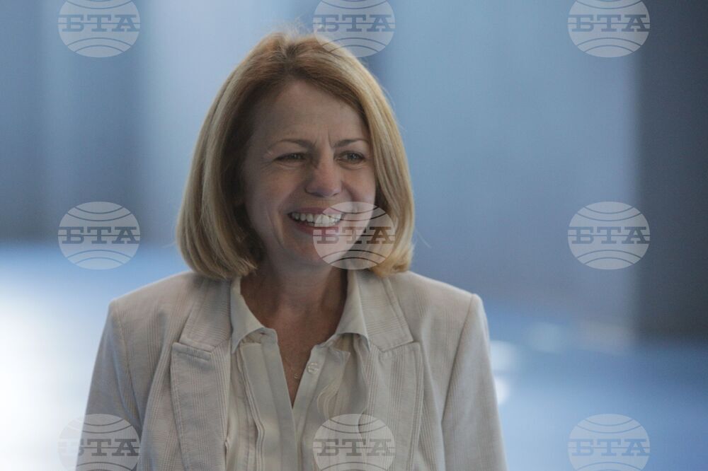 Йорданка Фандъкова - 9-та Френска езикова гимназия „Алфонс дьо Ламартин” - сграда - проверка