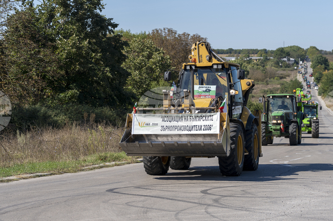  Добрич - зърнопроизводители - протест