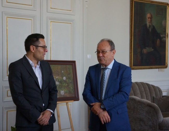 Министър Пулев: Разчитаме на БАН в роботиката, изкуствения интелект и дигитализацията