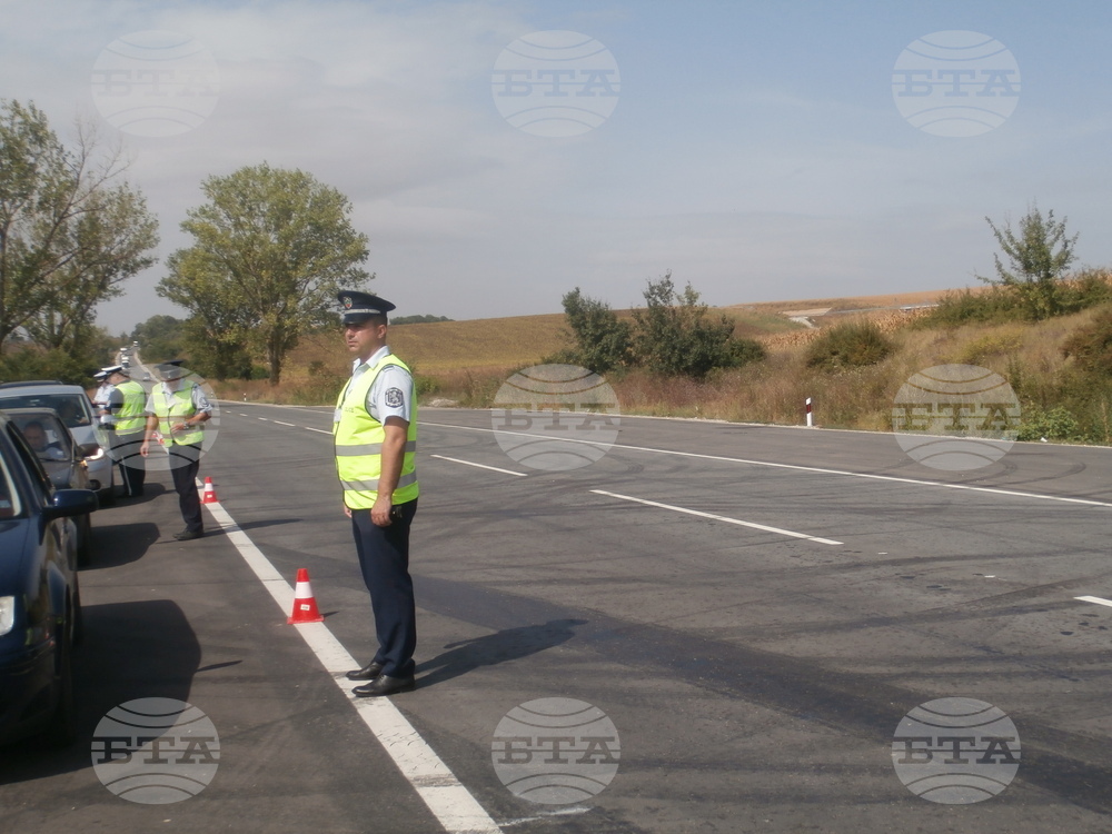 Близо 50 души, седнали зад волана с алкохол и наркотици, заловиха пътните полицаи