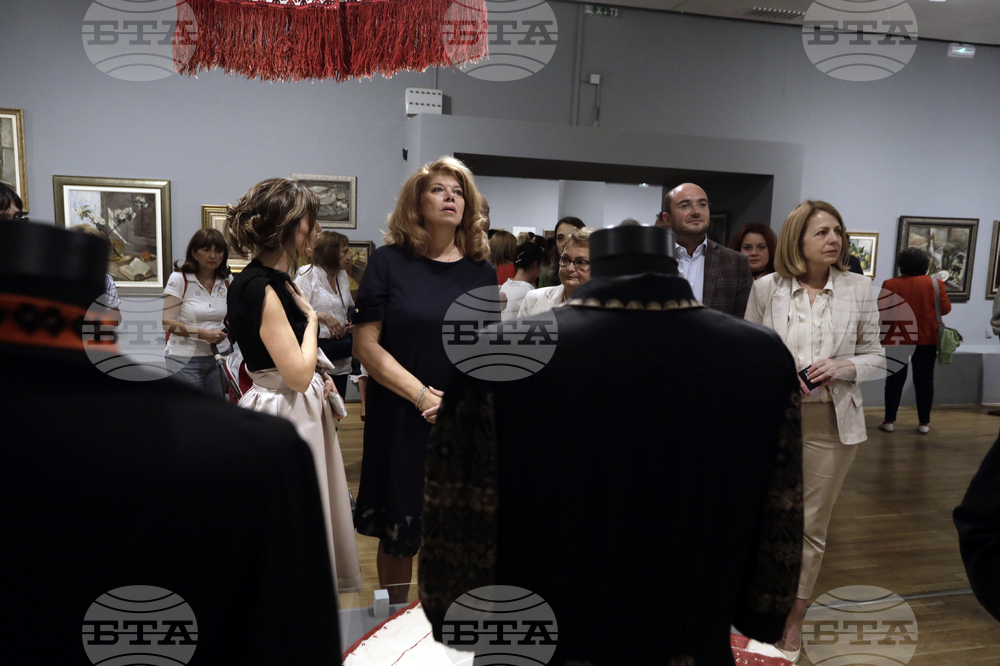 Изложба „Жените художници. Нови хоризонти между двете световни войни“