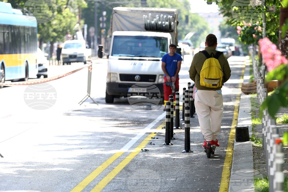 Столица - реорганизация на движение