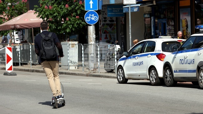 В област Плевен е в ход специализирана полицейска акция за контрол над водачите на електрически тротинетки